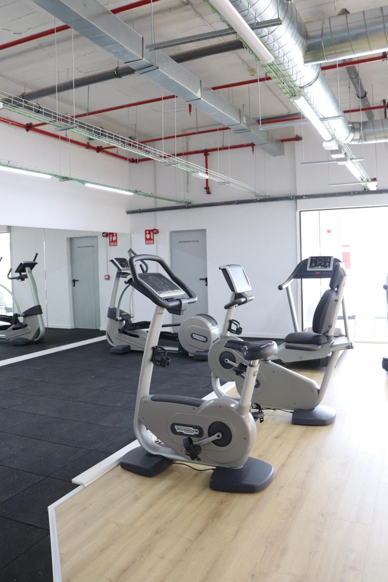 Rivas Futura Apartment Bagian luar foto